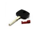 Mercedes kulcs chiphellyel HU64